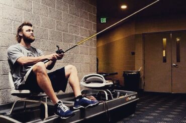 #Repost de @padres: Je suis juste assis à attendre l'entraînement de printemps, comme ......