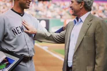 @Rangers a confié à Derek Jeter le traitement présidentiel au Globe Life Park. #Farewe ...