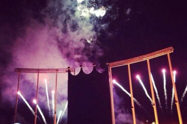 Feux d'artifice pour 5 droites. #Royaux ...