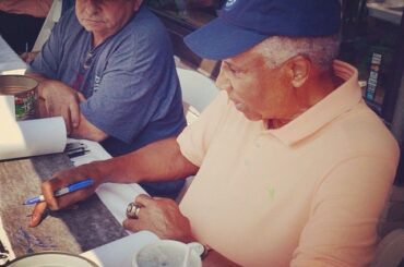 Un autographe d'un grand de tous les temps dans Frank Robinson. #HOFWKND ...