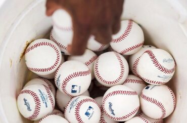 Choisissez moi! Choisissez moi! #BaseballBegins ...