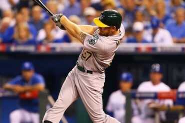 @Athletics DH Brandon Moss lors de son premier match en deux manches. #WildCard ...