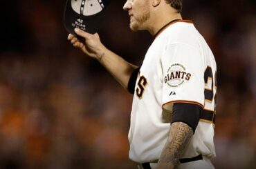 Jake Peavy a empêché les Brewers de remporter la 8ème place ce soir. Effort malade. #LightsOu ...