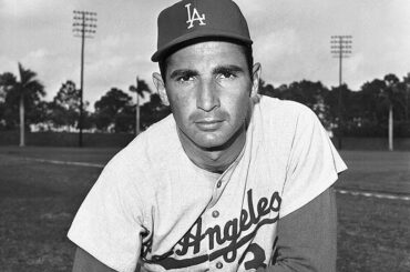 Joyeux 80e anniversaire à Sandy Koufax, membre du Temple de la renommée. #Légende...