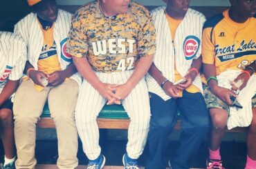 #JRW est au Friendly Confines pour fêter son championnat américain #LLWS ....