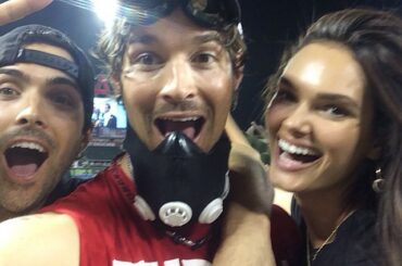 Permet de goooooo #mlb #angels @thankyoux @lisallaofficial @triplecrownclub sur la fi ...