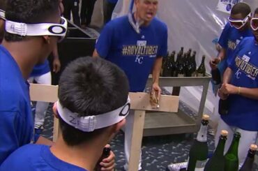 Une victoire intense #WildCard appelle à une célébration tout aussi intense ....