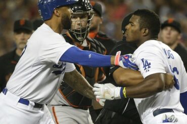 Tout n'est pas calme sur le front occidental. #SeptemberBaseball ...