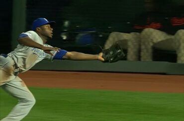 Arrêtez-nous si vous avez déjà vu cela. #ThatOutfieldDefense #ALCS ...