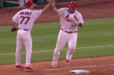 Les @cardinals ont ces gros moments d’octobre. #Postaison ...
