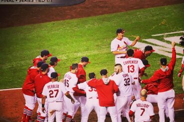 Ce sont les @Cardinals. Ils aiment le drame. Bonjour, @ thewongone808. #Marcher au large...