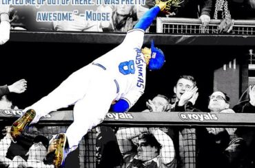 Mike Moustakas est un homme du peuple. #ALCS ...