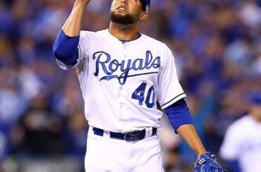 Kelvin Herrera a enregistré la septième victoire de @kcroyals Bullpen lors de la ...