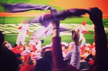 La carpe va en profondeur - et les serviettes en ressortes. #NLCS ...
