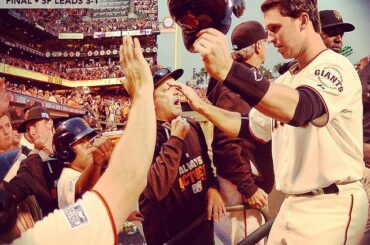 Les @SFGiants sont à UNE victoire de leur troisième apparition dans #WorldSeries en 5 ans ...