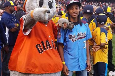 Mo’ne Davis et l’équipe #JRW Little League sont à la maison pour #WorldSeries G ...