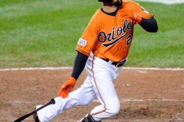 Nick Markakis, @Braves est d'accord pour un contrat de quatre ans. #Cuisinère chaude...