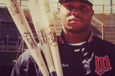via @ tnutts48

#TBT # 18ans #hungrytogettothemajors ...