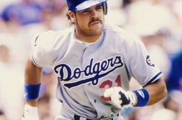Rappelez-vous quand… Mike Piazza a perfectionné son art (et sa fantastique moustache) à Ho ...