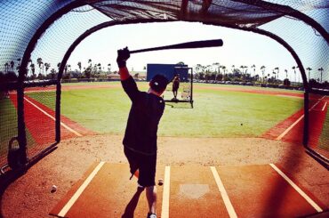 Je fais juste du travail. #BaseballBegins ...