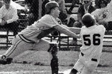 Tom Brady et le baseball sont très anciens. #TBT ...
