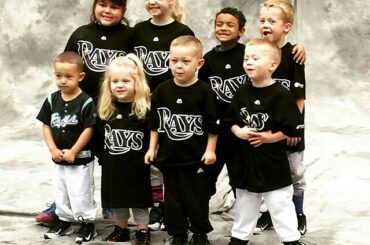 (via @raysbaseball)
Ces mini #Rays sont prêts à jouer ....