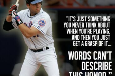 Mike Piazza, savourant ce moment. #HOF ...