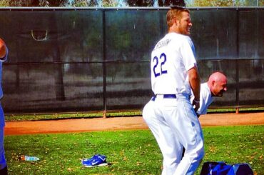 Clayton Kershaw est prêt à faire le travail… à la MVP. #BaseballBegins ...