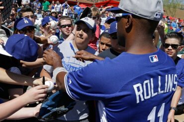 La signature de @ jrollins11 est toujours très demandée. #Entraînement de printemps...