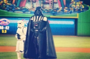 Dark Vador se lève à Miami. #Marlins ...