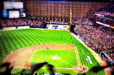 #BUCKleUp, nous avons une série! #postseason ...