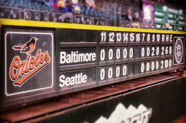 Sur le chemin de 18 manches. #orioles #mariners ...