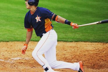 Les #Astros ont officiellement promu le SS Carlos Correa du AA @cchooks au ...