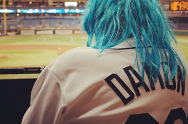 Qui savait que Johnny Damon avait les cheveux bleus? # SamsungNX300 ...