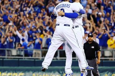 @KCroyals dit bonjour à la #postseason. #OwnOctobre ...