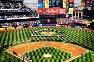 #openingday au Citi Field (via @mets) ...