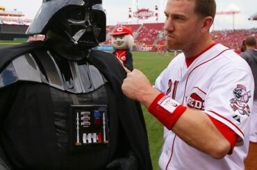 Respect mutuel entre Dark Vador et le #ToddFather ....