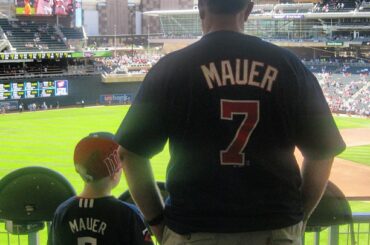De génération en génération. #MLBDad ...