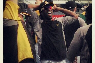 @ thecutch22 est lâche pour #NLDS Game 3. #Pirates #postseason ...