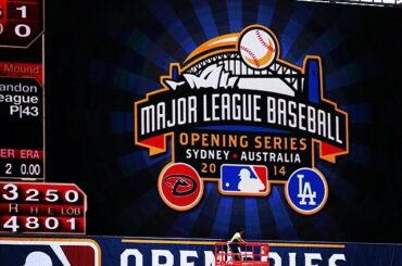 À 3 jours. #openingseries ...