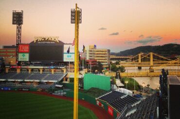 Le soleil se couche sur le #NLDS au PNC Park ....