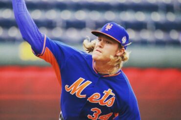Thor lâche le marteau pendant le BP en direct le #WSMediaDay. #Mets ...