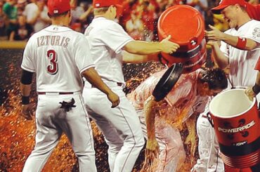 Ruée vers l'orange. #reds #dominono ...