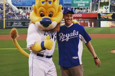 @ Le golfeur Peter Malnati du MLB.com a lancé le premier terrain à #TheK et a ...