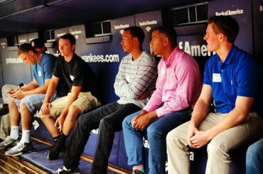 Des prospects #mlbdraft se retrouvent dans la pirogue @yankees. # samsungnx300 ...