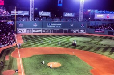 C'est une belle soirée pour le baseball au Fenway Park! #ALCS ...