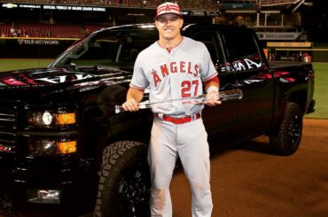 Deux prix consécutifs #ASG MVP, deux jolies manèges @chevrolet.
@ miketrout ne va pas ...