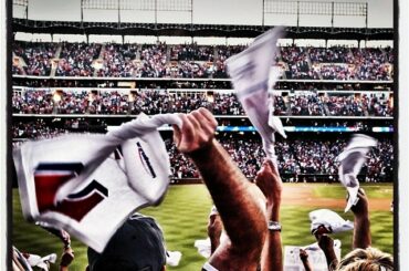 Temps de rassemblement serviette au Texas. Regardez # game163 NOW sur TBS ....