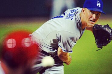 Zack attaque. #NLCS ...
