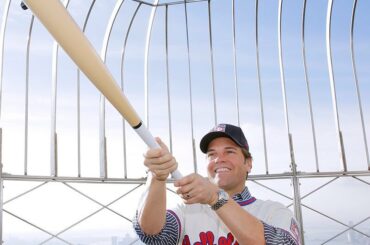 @ mikepiazza31 parle de la vie de #SnapBat au sommet du @empirestatebldg. #HOF ...